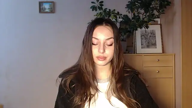 courtneyPerfect online show from 15, 1, 2025