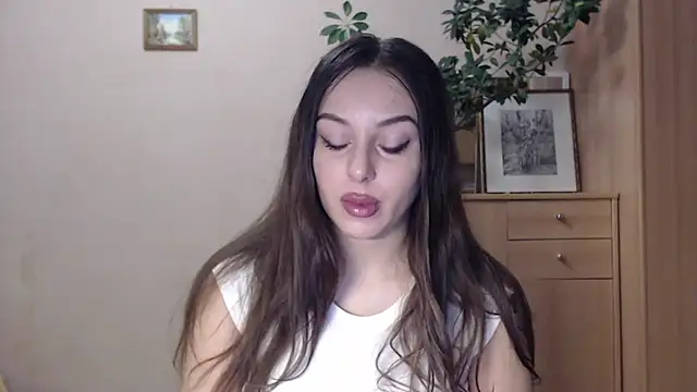 courtneyPerfect online show from 16, 1, 2025