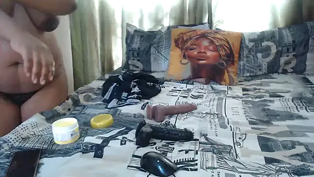 Foxybrownxx1 online show from 21, 10, 2025