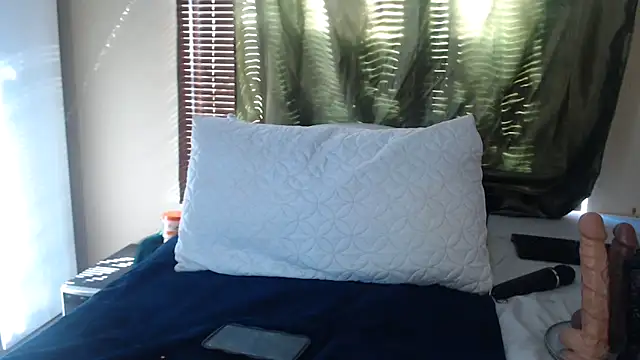 Foxybrownxx1 online show from 6, 4, 2026