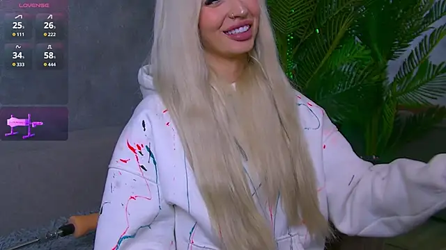 Snapshot of BambiAndAyline chatting on 29, 9, 2025 BambiAndAyline online show from 29, 9, 2025