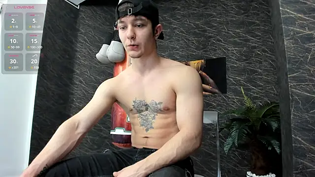 leonardsmith01 online show from 19, 1, 2025