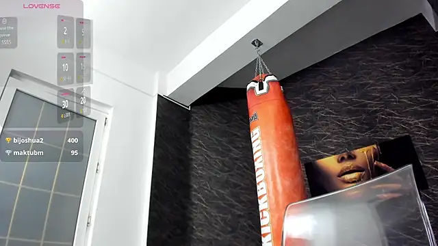 leonardsmith01 online show from 5, 3, 2025