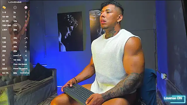 Snapshot of bradley_smith chatting on 23, 5, 2026 bradley smith online show from 23, 5, 2026