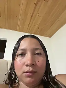 queen angelique online show from 5, 11, 2025