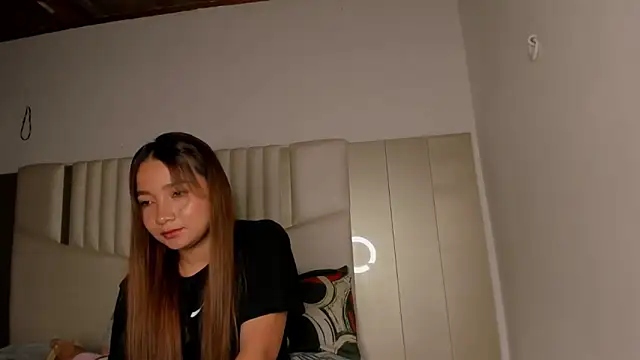 queen angelique online show from 23, 11, 2025