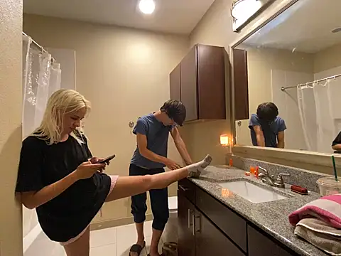 girlfriendmissy online show from 15, 3, 2025