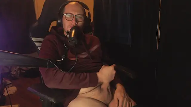 chicostick413 online show from 24, 11, 2025