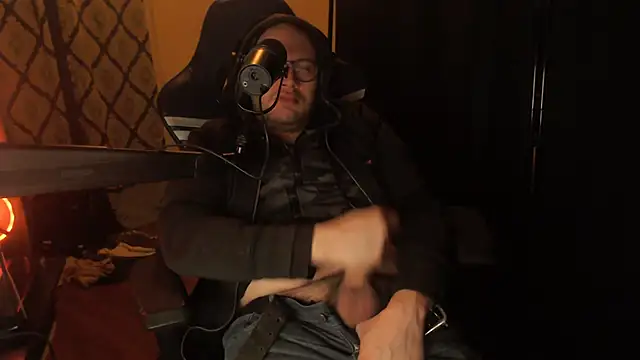 chicostick413 online show from 16, 2, 2026