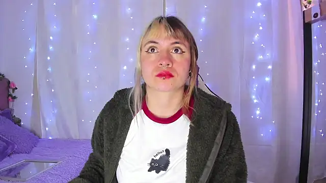 Snapshot of GilaKat chatting on 20, 1, 2025 GilaKat online show from 20, 1, 2025