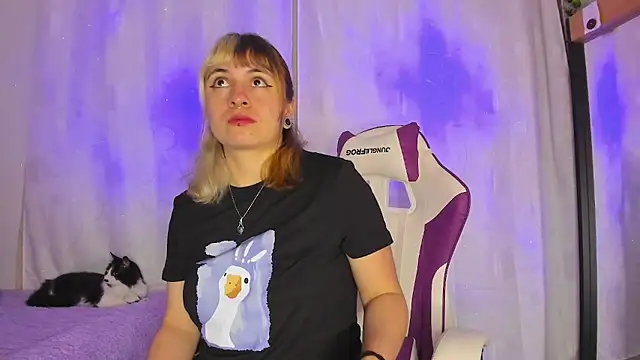 Snapshot of GilaKat chatting on 21, 1, 2025 GilaKat online show from 21, 1, 2025