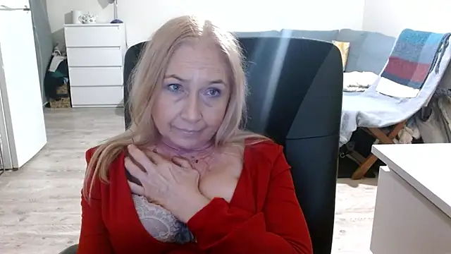 sofia xkiss online show from 7, 3, 2025