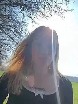 justmila online show from 5, 3, 2026