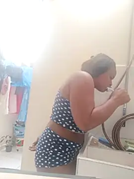 NicolVilla online show from 21, 12, 2025