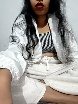 catreena online show from 28, 11, 2025