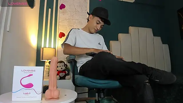 Austin Cardieff online show from 17, 2, 2025