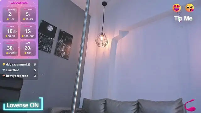 Snapshot of abril_ricci chatting on 3, 1, 2025 abril ricci online show from 3, 1, 2025