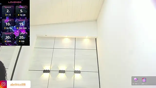 Snapshot of abril_ricci chatting on 22, 1, 2025 abril ricci online show from 22, 1, 2025