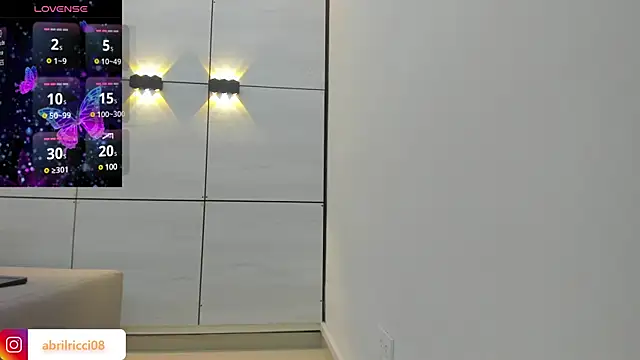 Snapshot of abril_ricci chatting on 24, 1, 2025 abril ricci online show from 24, 1, 2025