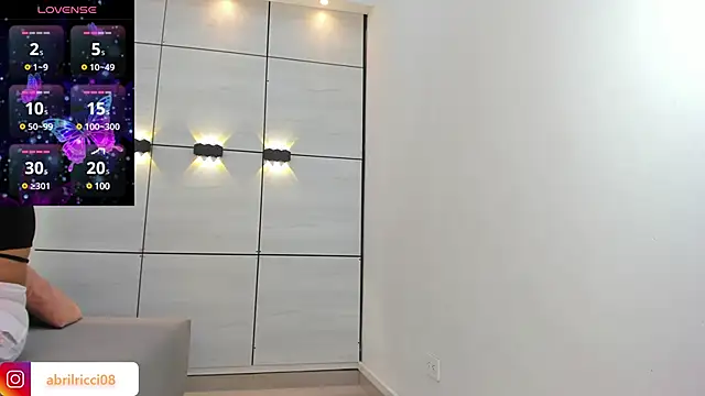 Snapshot of abril_ricci chatting on 28, 1, 2025 abril ricci online show from 28, 1, 2025