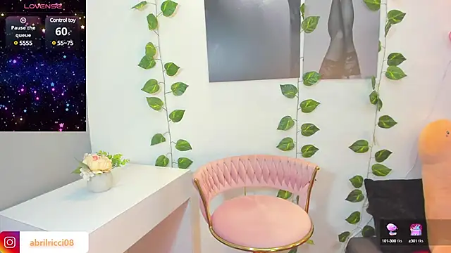 Snapshot of abril_ricci chatting on 17, 2, 2025 abril ricci online show from 17, 2, 2025