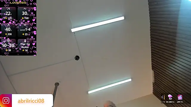 Snapshot of abril_ricci chatting on 24, 2, 2025 abril ricci online show from 24, 2, 2025