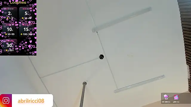 Snapshot of abril_ricci chatting on 3, 3, 2025 abril ricci online show from 3, 3, 2025