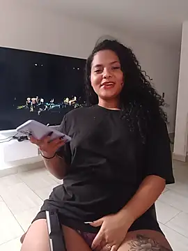 Snapshot of abril_ricci chatting on 10, 9, 2025 abril ricci online show from 10, 9, 2025