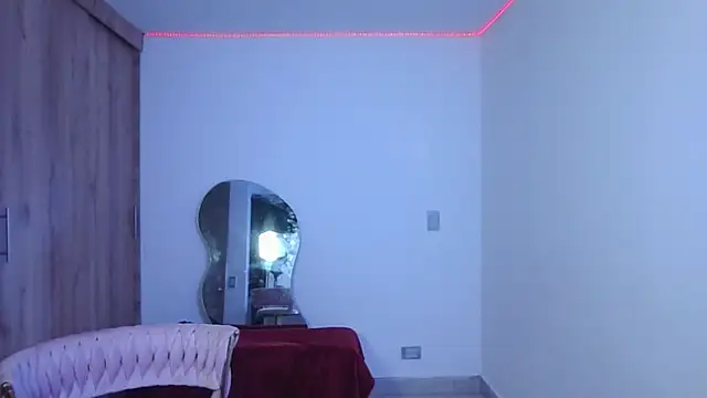 Snapshot of abril_ricci chatting on 26, 9, 2025 abril ricci online show from 26, 9, 2025