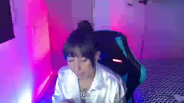 Skarlet Adams28 online show from 15, 4, 2026