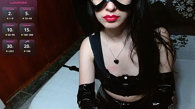 Snapshot of Persefonefire chatting on 6, 2, 2026 Persefonefire online show from 6, 2, 2026