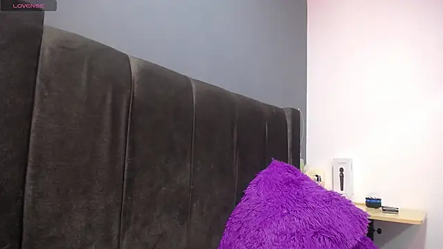 emi candi online show from 18, 1, 2025