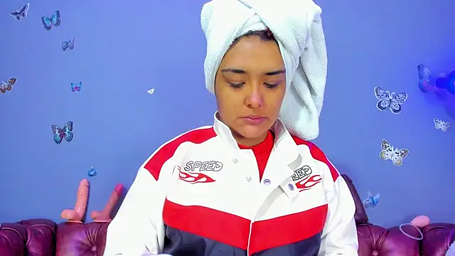 Kaira mosse online show from 11, 4, 2026