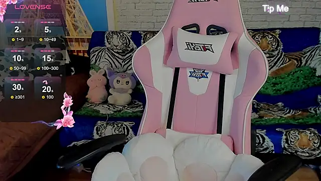 b1gBlushkk online show from 4, 10, 2025