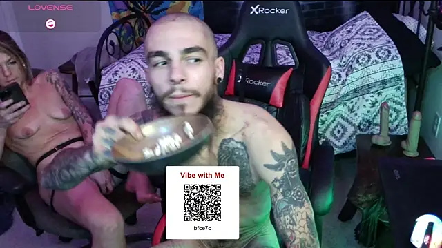 Snapshot of XMeF10 chatting on 11, 1, 2025 XMeF10 online show from 11, 1, 2025