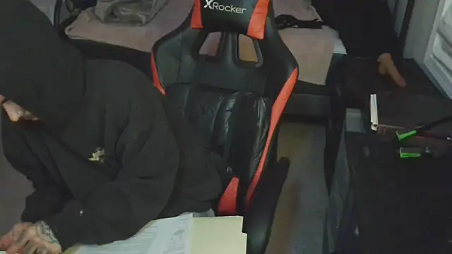 Snapshot of XMeF10 chatting on 29, 1, 2025 XMeF10 online show from 29, 1, 2025