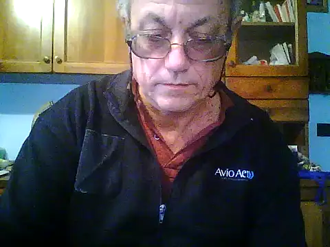 Snapshot of gianbragallini chatting on 29, 10, 2025 gianbragallini online show from 29, 10, 2025