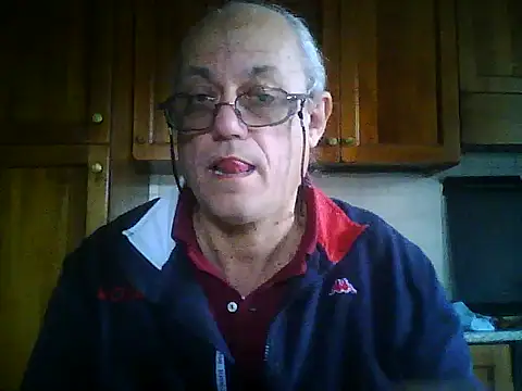 Snapshot of gianbragallini chatting on 22, 11, 2025 gianbragallini online show from 22, 11, 2025