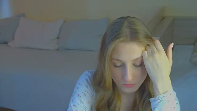 BritneyCruze online show from 10, 4, 2026