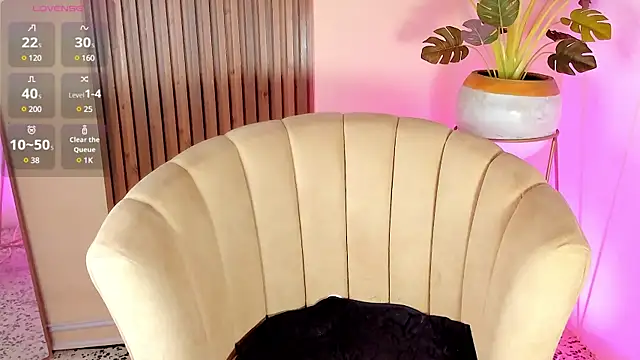 kenayfox online show from 27, 2, 2025