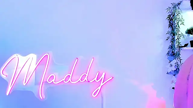 MaddyParisi online show from 5, 2, 2025