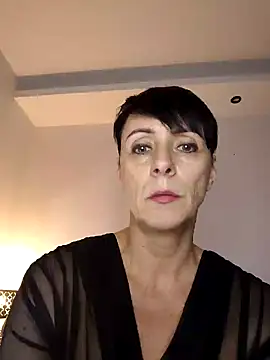 YOURHESZTIA online show from 2, 12, 2024