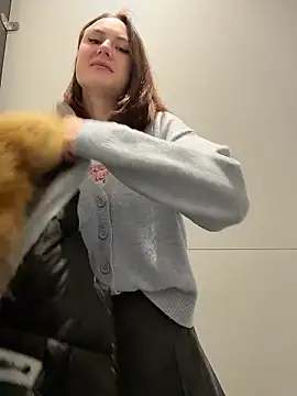 Dina Tease online show from 7, 1, 2026