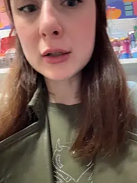 Dina Tease online show from 8, 5, 2026