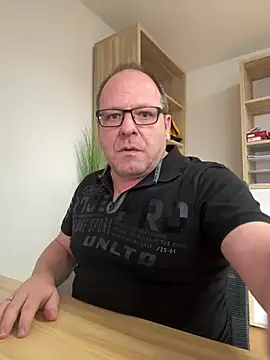 coupleLatinaLovers online show from 20, 12, 2024