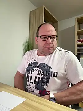 coupleLatinaLovers online show from 14, 1, 2025