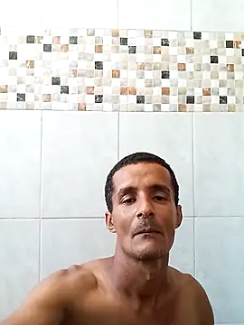 morenogato100 online show from 5, 5, 2026