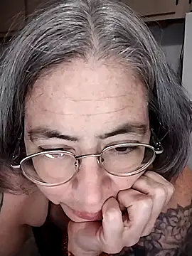 GraceHenderson online show from 5, 3, 2025