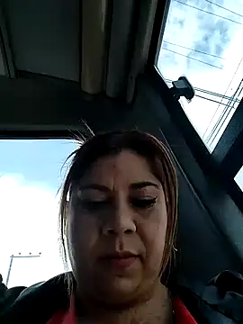 Laura-Hernandez online show from 3, 1, 2025