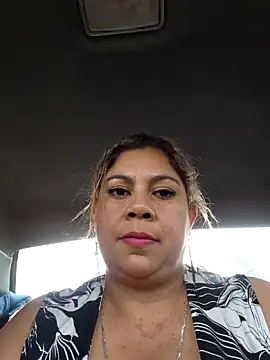 Laura-Hernandez online show from 5, 1, 2026